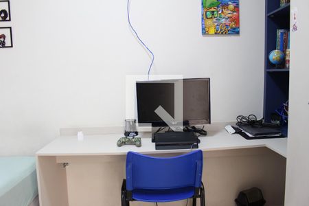 Casa à venda com 120m², 3 quartos e 2 vagasQuarto  2