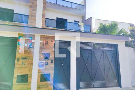 Casa à venda com 195m², 3 quartos e 4 vagasFachada