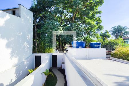 Casa à venda com 195m², 3 quartos e 4 vagasVaranda da Suite 1