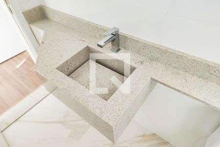 Casa à venda com 195m², 3 quartos e 4 vagasBanheiro da Suite 3