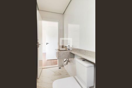 Casa à venda com 195m², 3 quartos e 4 vagasBanheiro da Suite 3