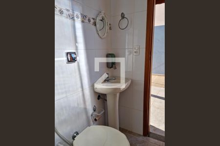 Casa à venda com 250m², 3 quartos e 2 vagasBanheiro Piscina e Churrasqueira