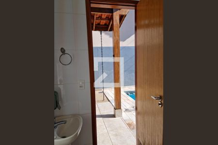 Casa à venda com 250m², 3 quartos e 2 vagasBanheiro Piscina e Churrasqueira