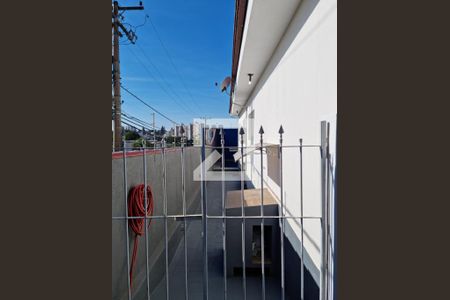 Casa à venda com 250m², 3 quartos e 2 vagasPortão Corredor