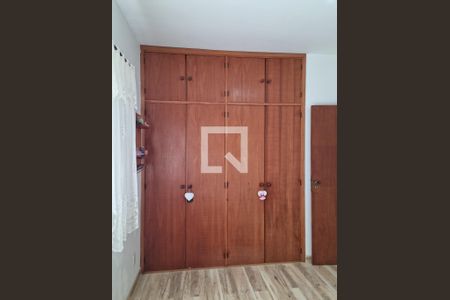 Casa à venda com 250m², 3 quartos e 2 vagasQuarto 2