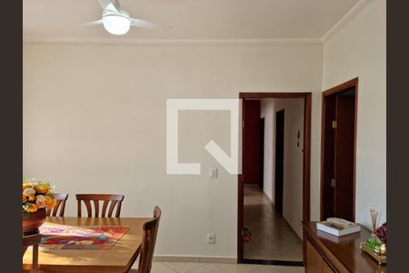 Casa à venda com 250m², 3 quartos e 2 vagasCopa