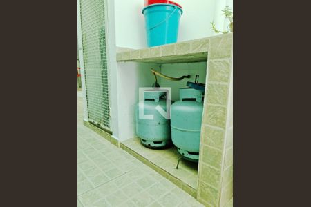 Casa à venda com 250m², 3 quartos e 2 vagasCasinha de Gás