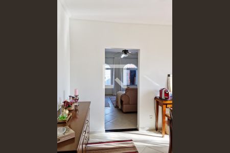 Casa à venda com 250m², 3 quartos e 2 vagasCopa