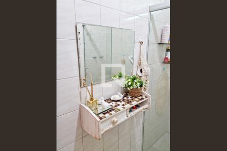 Casa à venda com 250m², 3 quartos e 2 vagasBanheiro