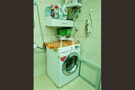 Casa à venda com 250m², 3 quartos e 2 vagasÁrea de Serviço