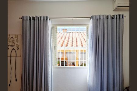 Casa à venda com 250m², 3 quartos e 2 vagasQuarto 3