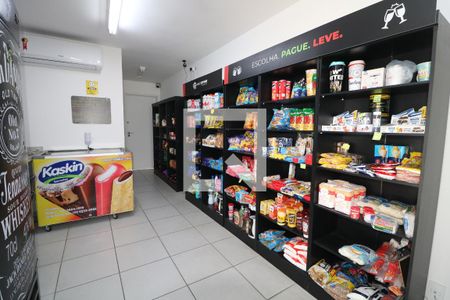 Apartamento à venda com 59m², 2 quartos e 1 vagaMini Mercado