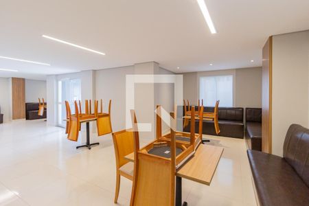Apartamento para alugar com 46m², 2 quartos e 1 vaga Apartamento para alugar com 46m², 2 quartos e 1 vagaÁrea comum - Salão de festas