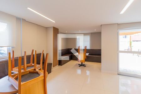 Apartamento para alugar com 46m², 2 quartos e 1 vaga Apartamento para alugar com 46m², 2 quartos e 1 vagaÁrea comum - Salão de festas