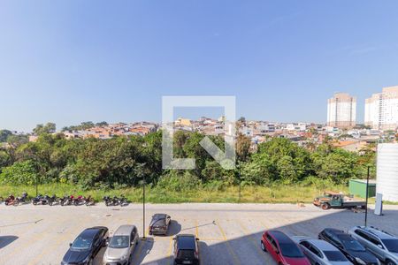 Vista da sala de apartamento para alugar com 2 quartos, 46m² em Jardim Santa Tereza, Carapicuíba