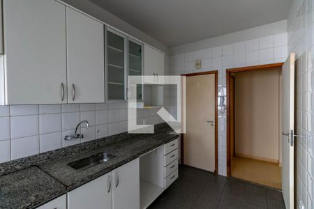 Apartamento à venda com 96m², 3 quartos e 2 vagasCozinha
