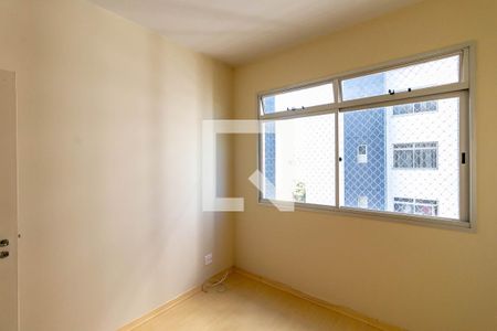 Apartamento à venda com 96m², 3 quartos e 2 vagasQuarto 2