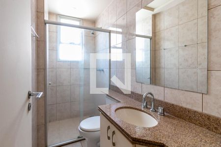 Apartamento à venda com 96m², 3 quartos e 2 vagasBanheiro 2