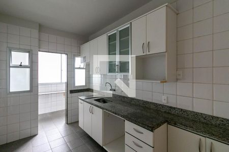 Apartamento à venda com 96m², 3 quartos e 2 vagasCozinha