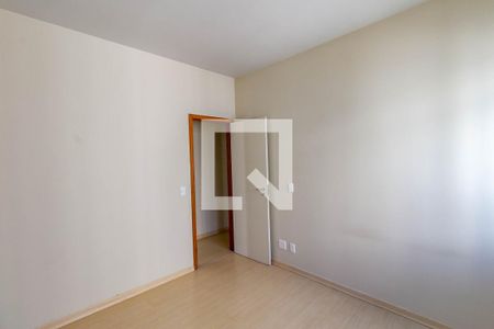 Apartamento à venda com 96m², 3 quartos e 2 vagasQuarto 3