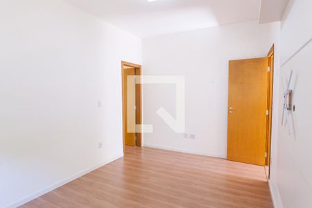 Casa de condomínio à venda com 170m², 3 quartos e 3 vagasSuíte