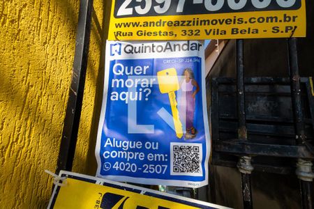 Plaquinha de casa para alugar com 1 quarto, 80m² em Vila Bela, São Paulo
