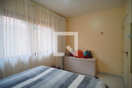 Casa à venda com 303m², 5 quartos e 3 vagas Casa à venda com 303m², 5 quartos e 3 vagasQuarto 4