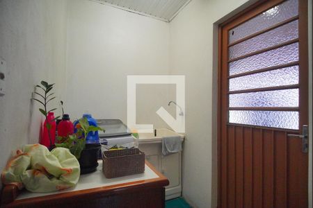 Casa à venda com 303m², 5 quartos e 3 vagas Casa à venda com 303m², 5 quartos e 3 vagasÁrea de Serviço