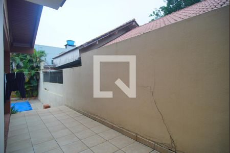 Casa à venda com 303m², 5 quartos e 3 vagas Casa à venda com 303m², 5 quartos e 3 vagasvista do Quarto 4