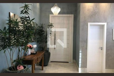 Casa de condomínio à venda com 325m², 3 quartos e 4 vagas