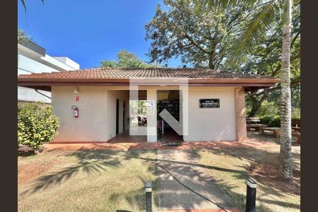 Casa de condomínio à venda com 325m², 3 quartos e 4 vagas