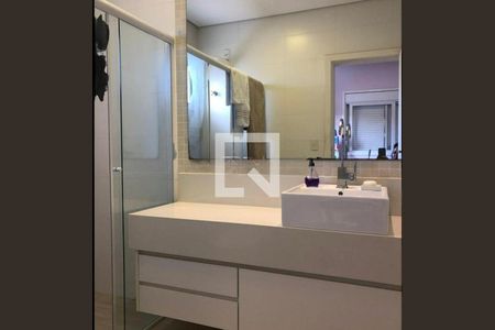 Casa de condomínio à venda com 325m², 3 quartos e 4 vagas