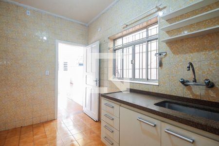 Casa à venda com 100m², 2 quartos e 1 vagaCozinha 