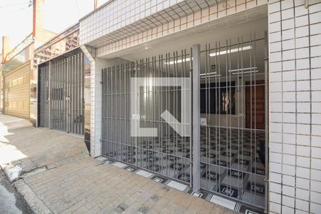 Casa à venda com 100m², 2 quartos e 1 vagaFachada 