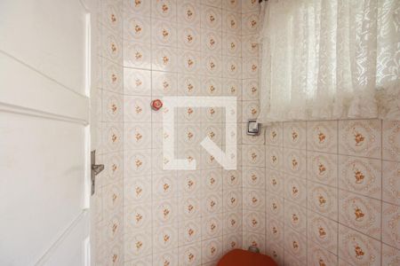 Casa à venda com 100m², 2 quartos e 1 vagaÁrea de Serviço - Banheiro de Serviço