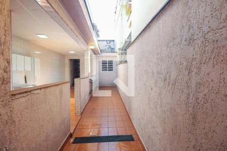 Casa à venda com 100m², 2 quartos e 1 vagaCorredor/Quintal 