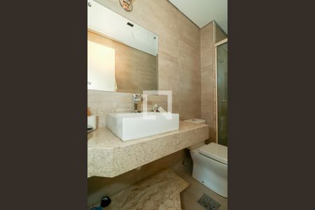 Apartamento à venda com 120m², 3 quartos e 2 vagas Apartamento à venda com 120m², 3 quartos e 2 vagasBanheiro