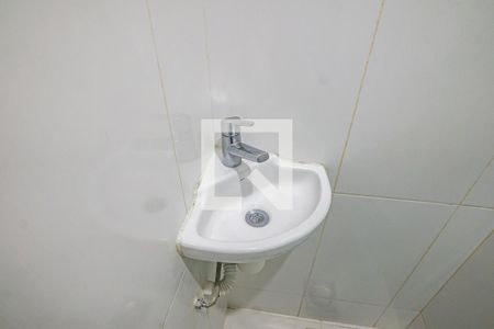 Apartamento para alugar com 60m², 2 quartos e sem vagaBanheiro