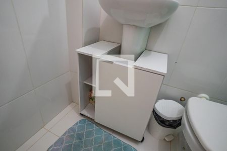 Apartamento para alugar com 60m², 2 quartos e sem vagaBanheiro