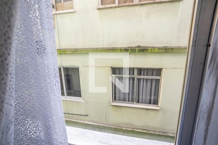 Apartamento para alugar com 60m², 2 quartos e sem vagaSala vista da janela