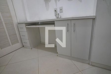 Apartamento para alugar com 60m², 2 quartos e sem vagaEscritório