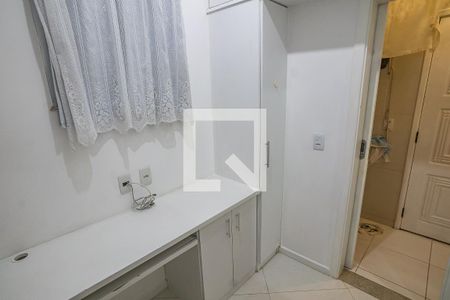 Apartamento para alugar com 60m², 2 quartos e sem vagaEscritório