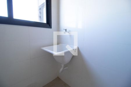 Apartamento para alugar com 60m², 2 quartos e 1 vaga Apartamento para alugar com 60m², 2 quartos e 1 vagaCozinha e Área de Serviço