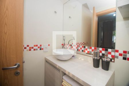 Apartamento à venda com 68m², 2 quartos e 1 vaga Apartamento à venda com 68m², 2 quartos e 1 vagaBanheiro da Suíte