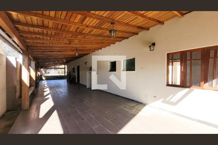 Casa de condomínio à venda com 1580m², 7 quartos e 6 vagasÁrea externa