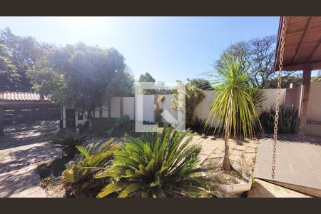 Casa de condomínio à venda com 1580m², 7 quartos e 6 vagasFachada