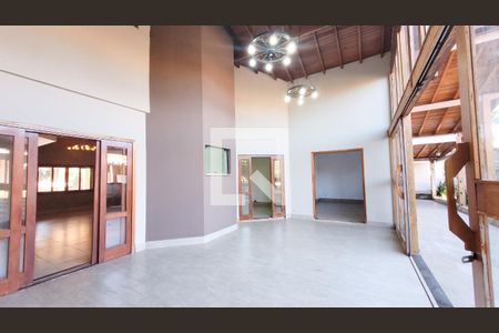 Casa de condomínio à venda com 1580m², 7 quartos e 6 vagasSala 2