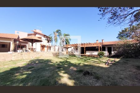 Casa de condomínio à venda com 1580m², 7 quartos e 6 vagasÁrea externa
