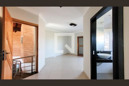 Casa de condomínio à venda com 1580m², 7 quartos e 6 vagasSuíte master