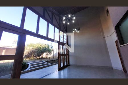 Casa de condomínio à venda com 1580m², 7 quartos e 6 vagasSala 2